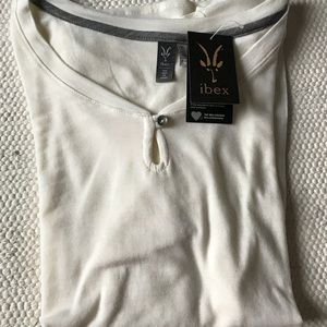 Ibex Cream colored sweater size Large